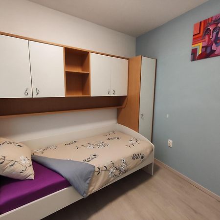 Kuca Za Odmor Ema Hotel Šibenik Exterior foto